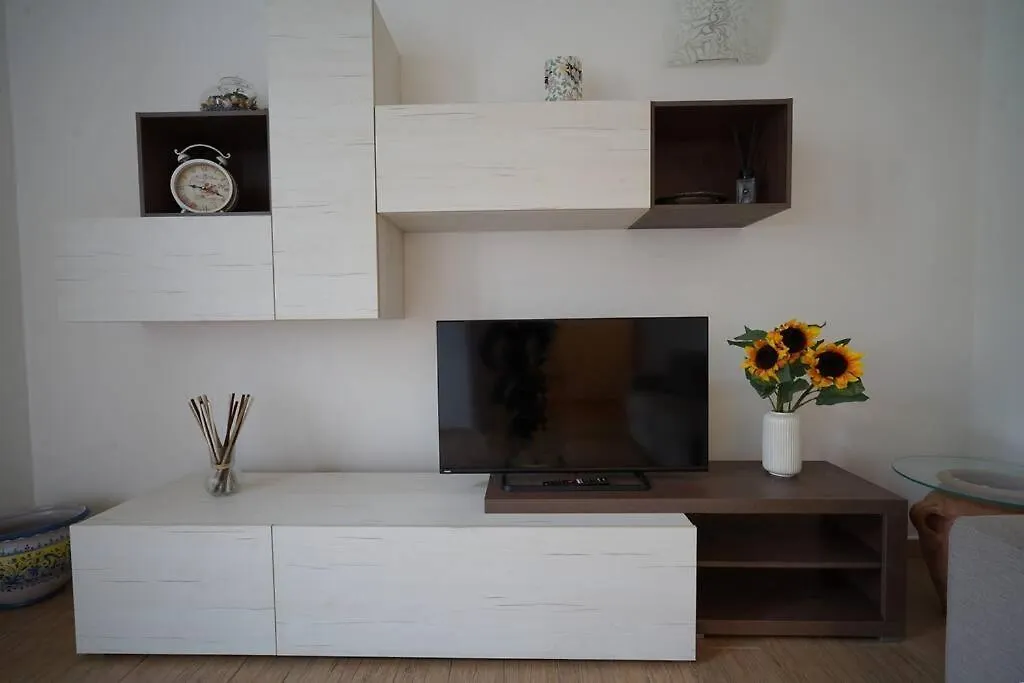 Il Girasole Apartment Trebiano